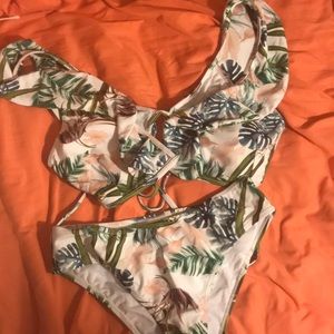 Tropical bikini tie front top & cheeky bottom